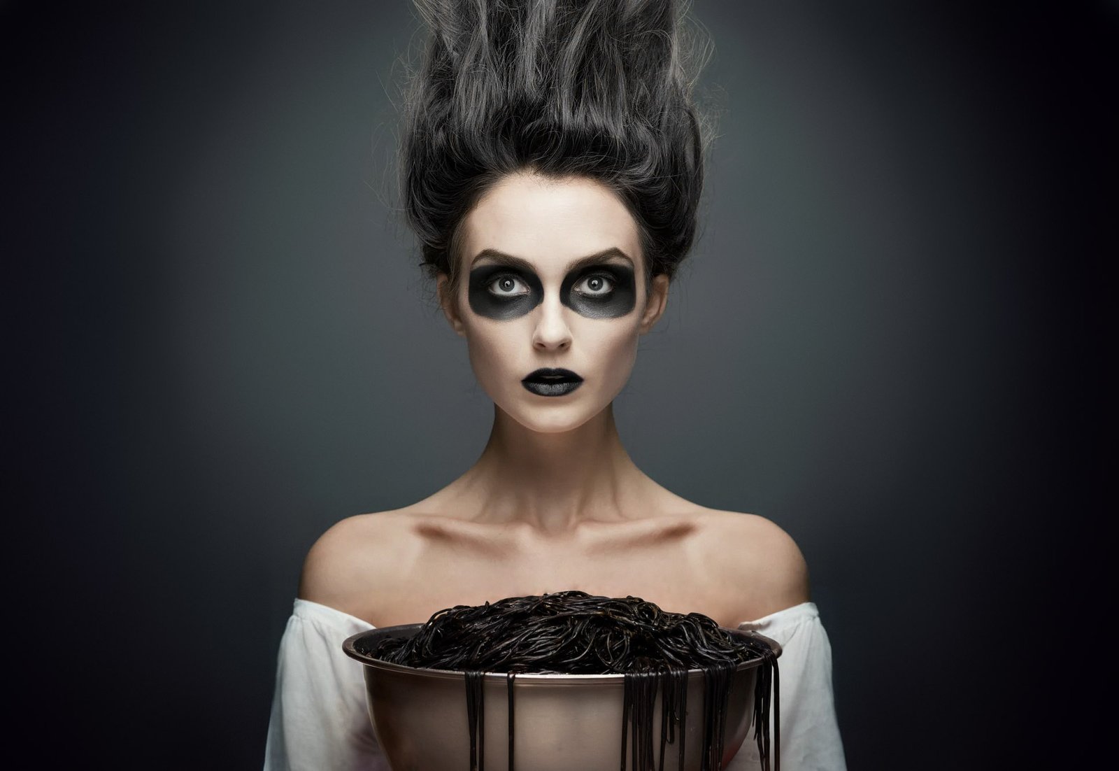 Makiažas ir šukuosena